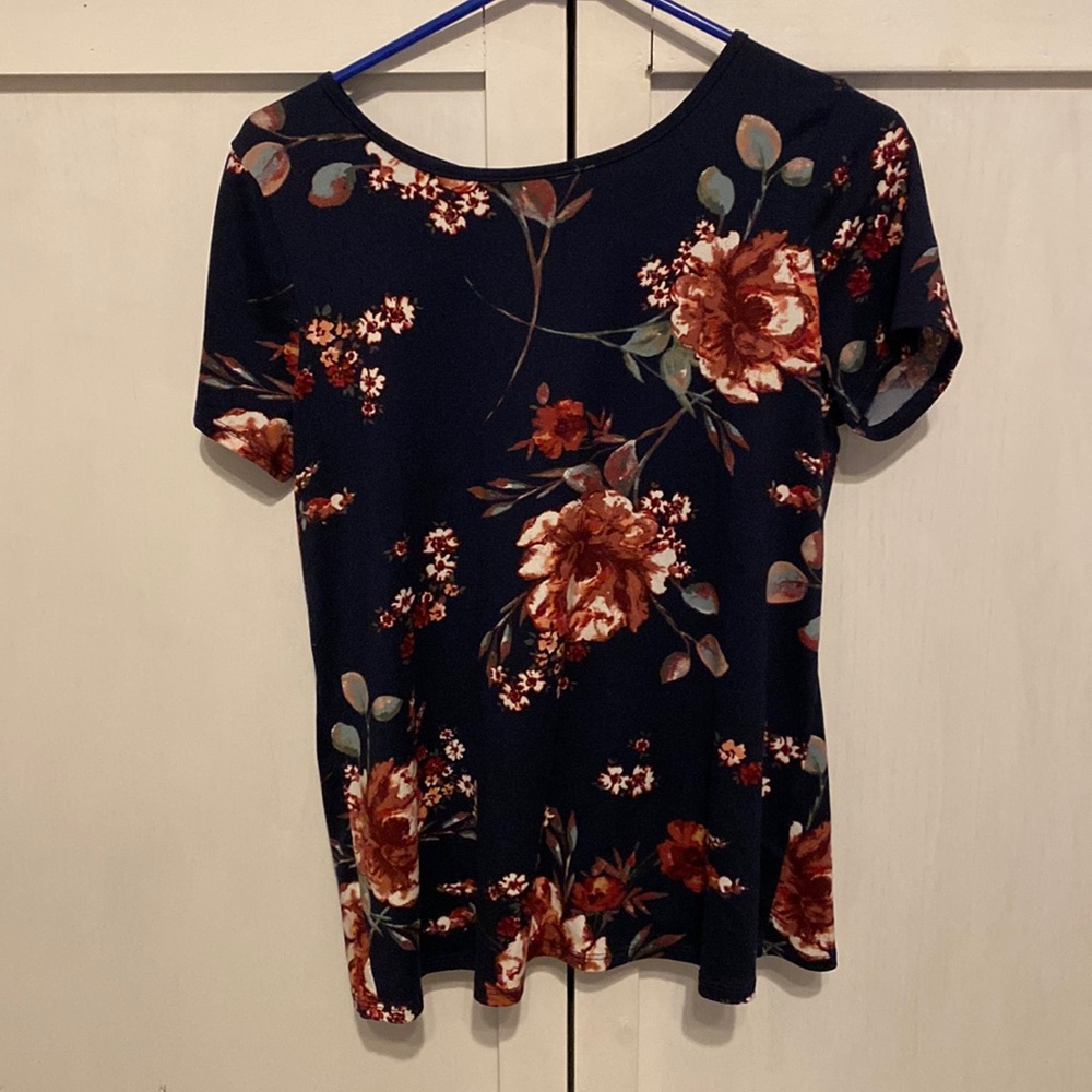 Womens Daytrip brand top size medium